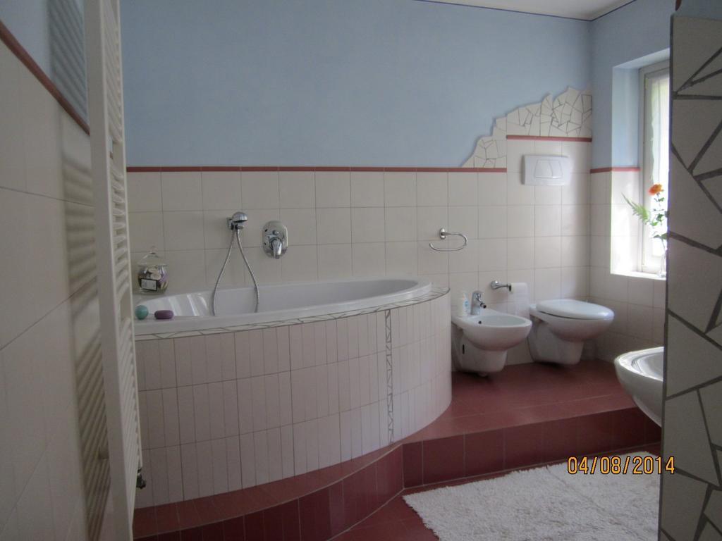 Casetta Delle Rose Biella Quarto foto